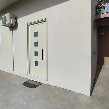 Bp Maison d'hôtes Golem (Tirana)